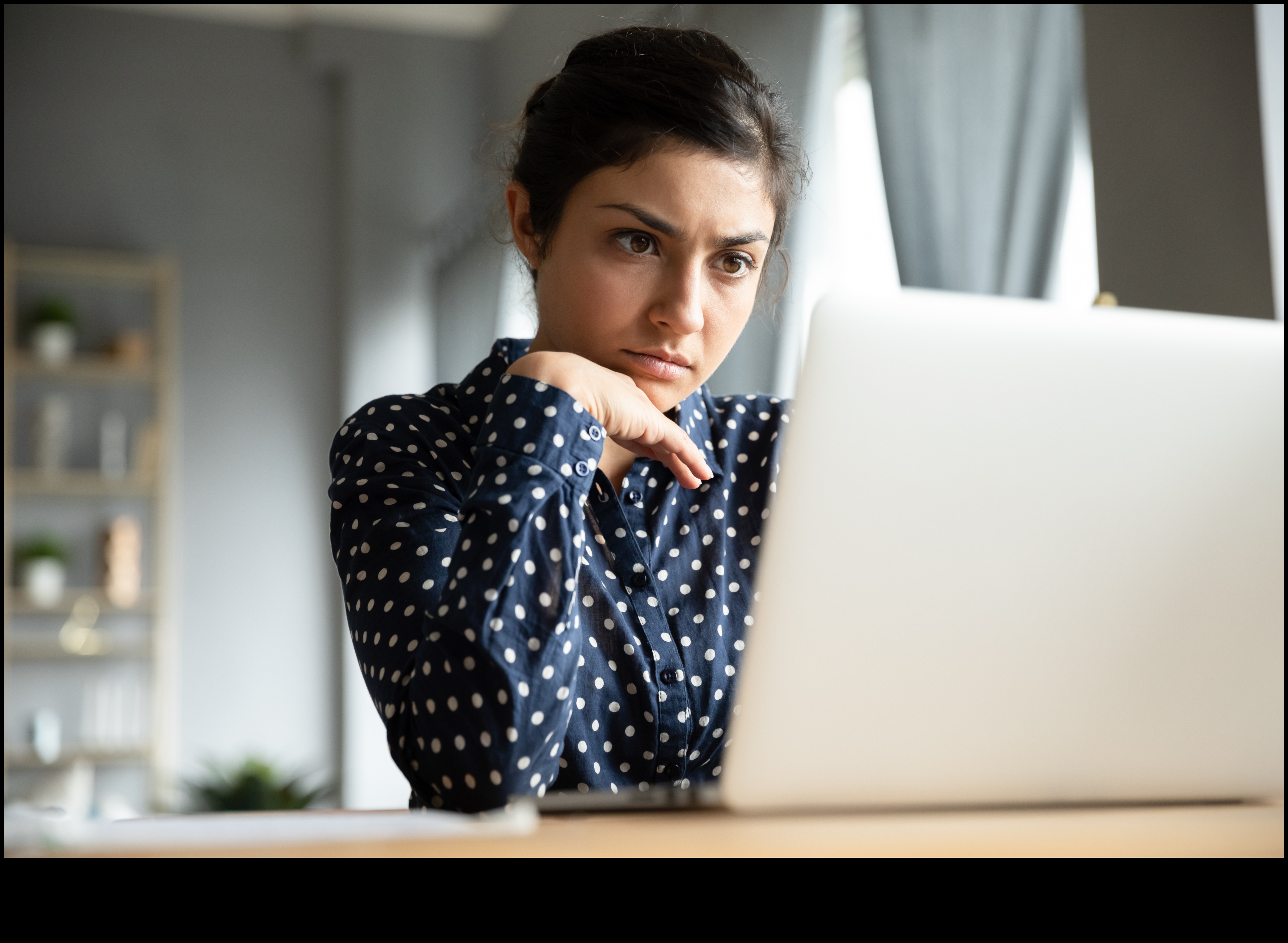 ניווט בתזונה: הבנת עולם החומרים התזונתיים
