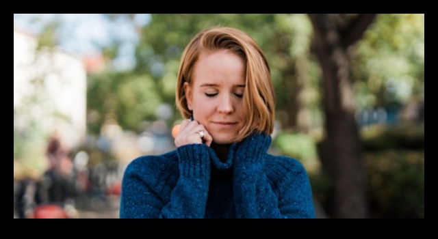 לצאת לאושר: ניווט בחוויות מדיטציה מודרכת